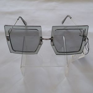 ✨"It's Spring!" Sunglasses!✨